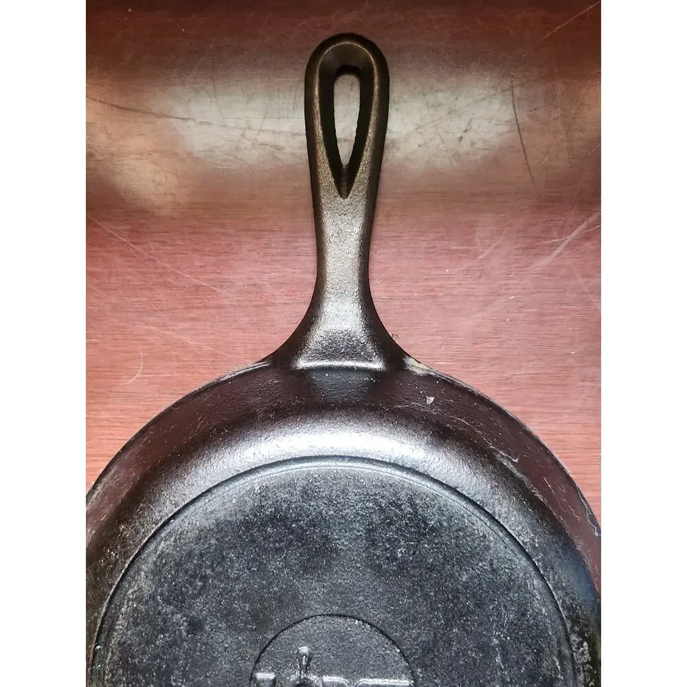 Vintage Lodge Cast Iron Skillet 3-Notch Star Logo USA Seasoned